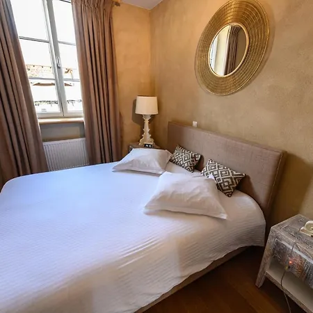 아파트 Restauberge Peitry *